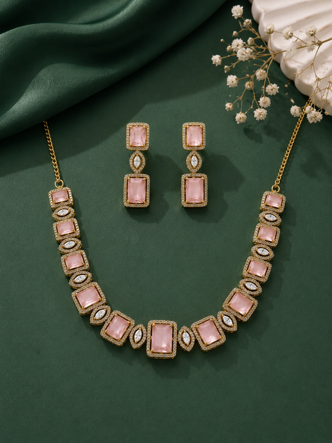 Blush Aura Luxe Necklace Set