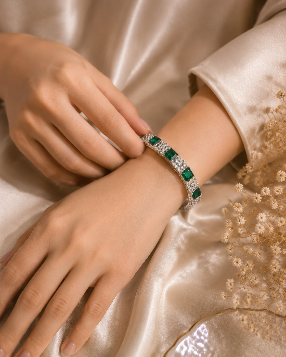 Emerald Blossom Bracelet ✨